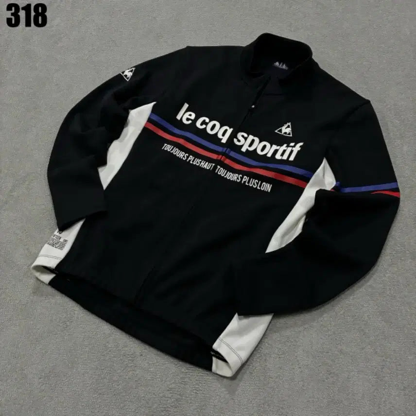 [SOLD OUT] 르꼬끄 블랙 트랙 자켓