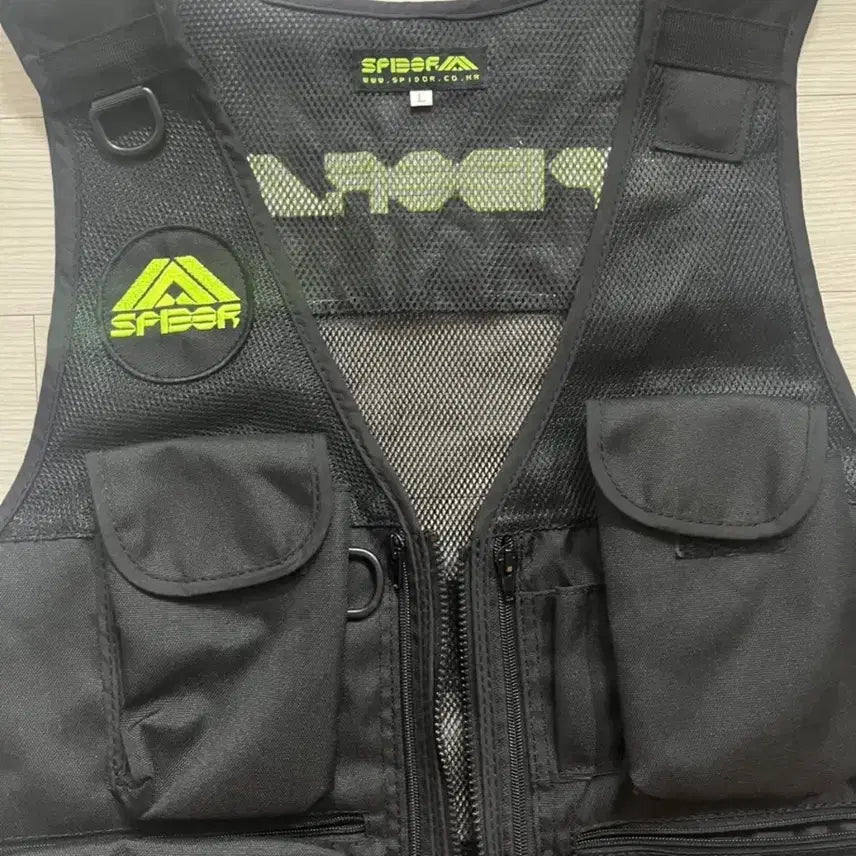 [BUNJANG] Spider Hero Vest - Black - L Size / 스파이더 영웅 조끼 급처분!!!!