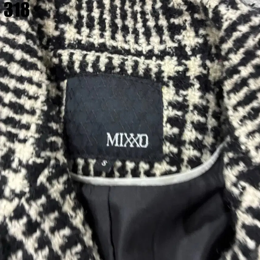 [SOLD OUT] 미쏘 체크 트위드 롱 코트