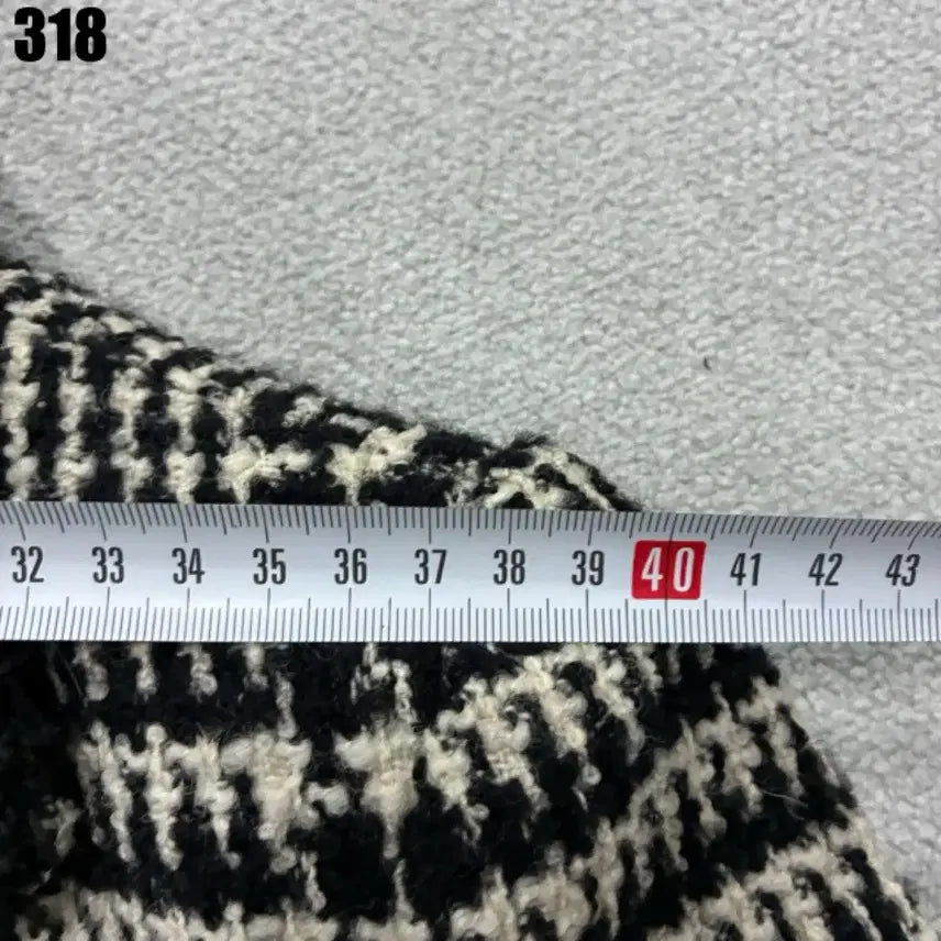 [SOLD OUT] 미쏘 체크 트위드 롱 코트