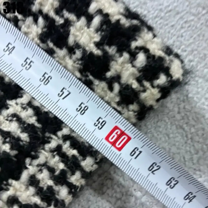 [SOLD OUT] 미쏘 체크 트위드 롱 코트