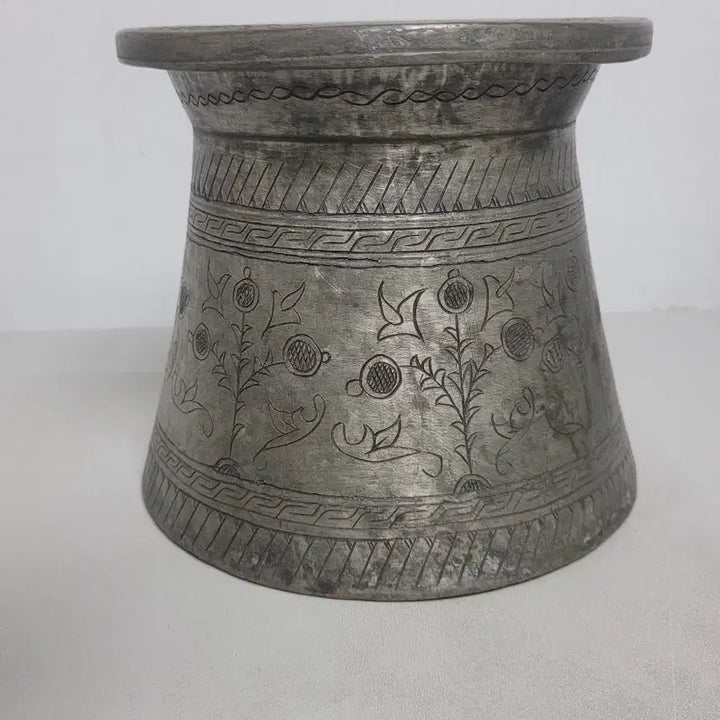 [BUNJANG] Antique Pomegranate Motif Brazier / 옛날 오래된 석류문양 화로