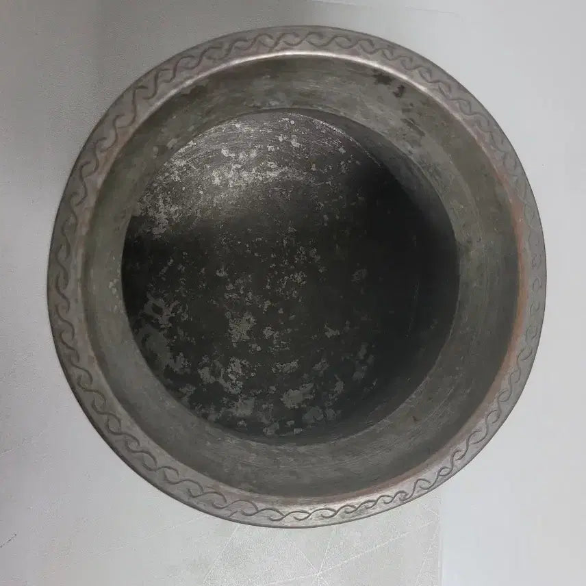 [BUNJANG] Antique Pomegranate Motif Brazier / 옛날 오래된 석류문양 화로