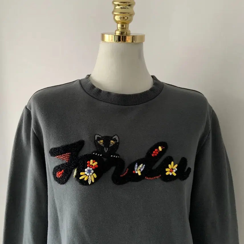 [BUNJANG] RENEEVON Sweatshirt / 55 RENEEVON 스웨트셔츠