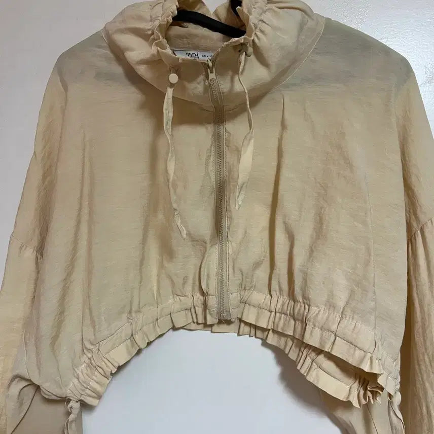 [BUNJANG] ZARA Shirred Crop Jacket Modal / (영국자라)셔링 다리길어보이는 크롭 자켓 모달