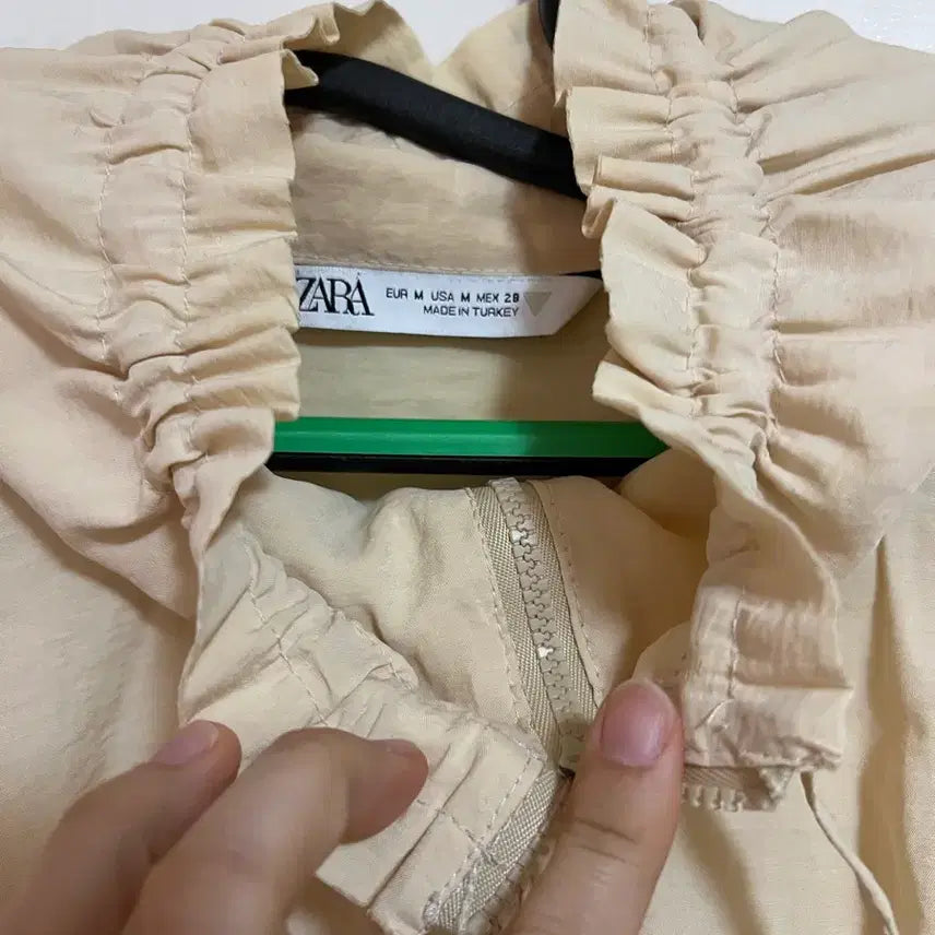 [BUNJANG] ZARA Shirred Crop Jacket Modal / (영국자라)셔링 다리길어보이는 크롭 자켓 모달
