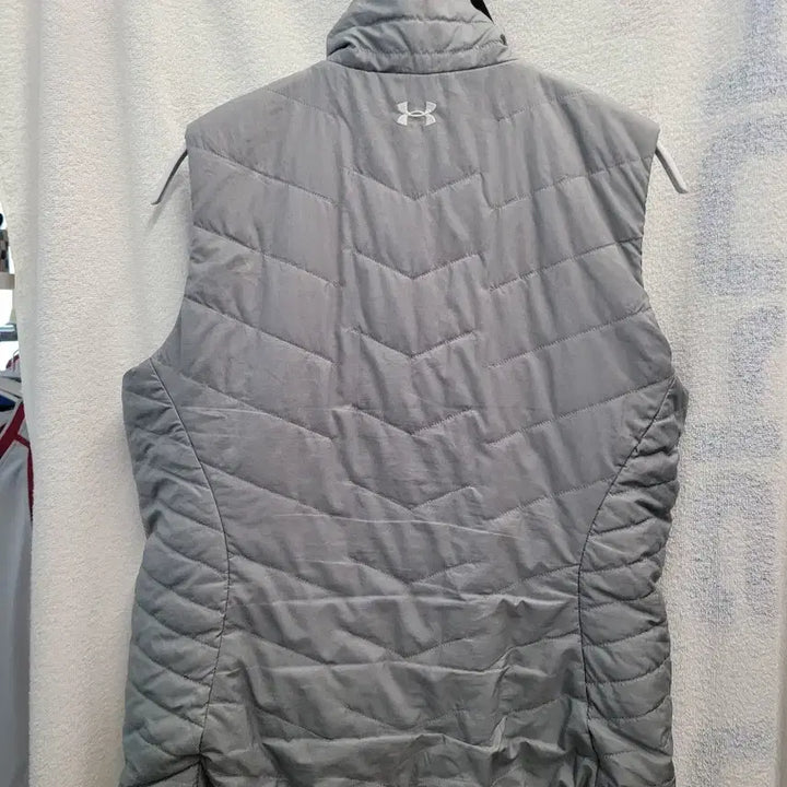 [BUNJANG] Under Armour Lightweight Padded Vest Men&