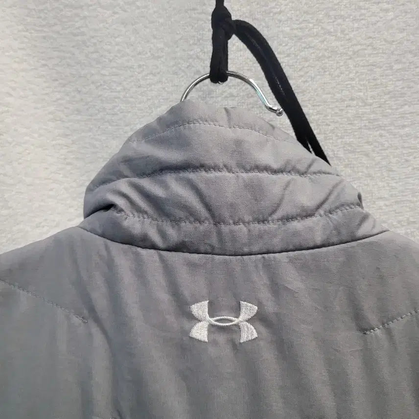 [BUNJANG] Under Armour Lightweight Padded Vest Men&