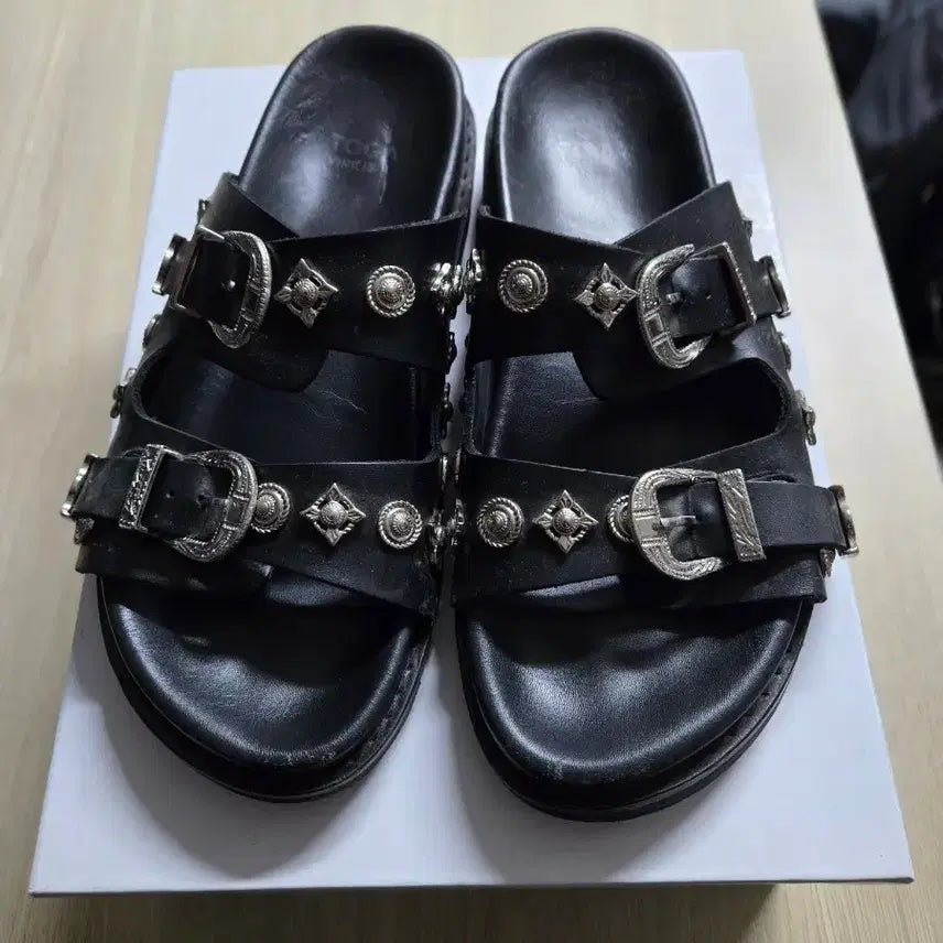 [BUNJANG] TOGA VIRILIS AJ830 Leather Slides / 토가 비릴리스 슬라이드
