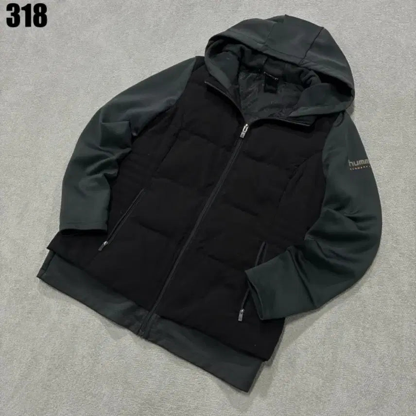 [SOLD OUT] 험멜 블랙 패딩 후드집업 점퍼