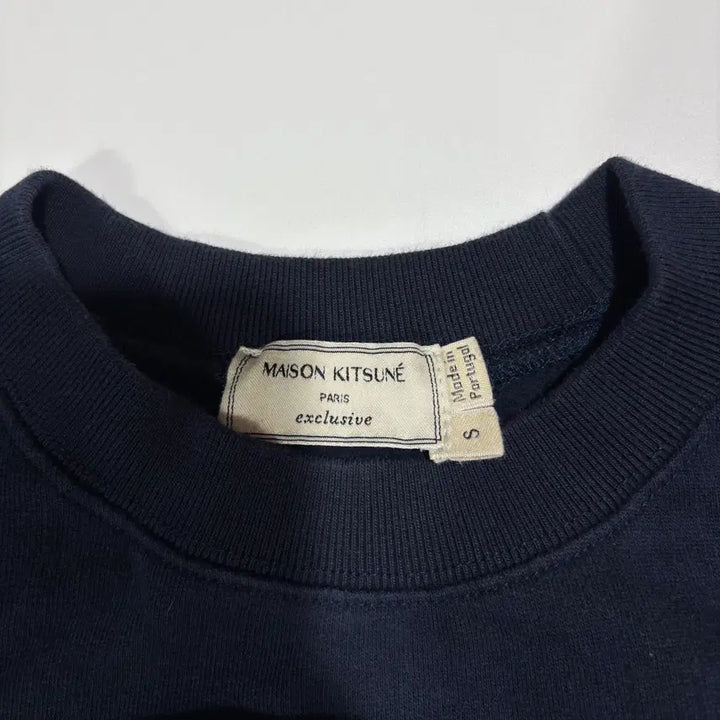 [SOLD OUT] 메종키츠네 폭스 그래픽 맨투맨 스웨트셔츠