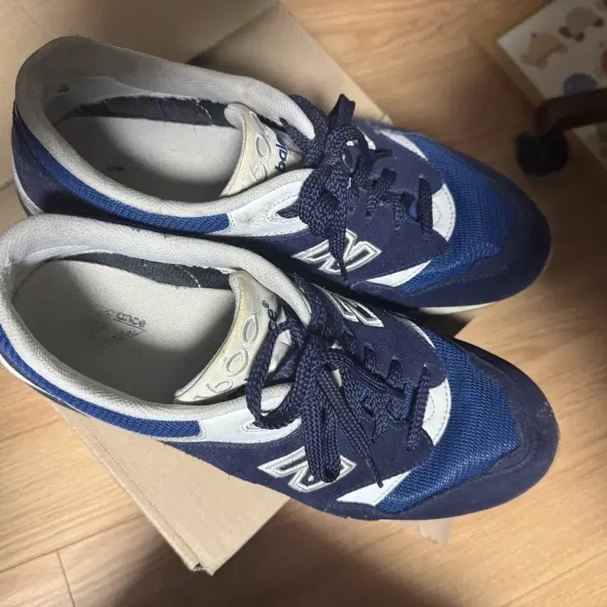 [BUNJANG] New Balance 1600 Navy Blue Vintage Sneakers / 뉴발란스 빈티지 1600 네이비 블루 스니커즈 판매
