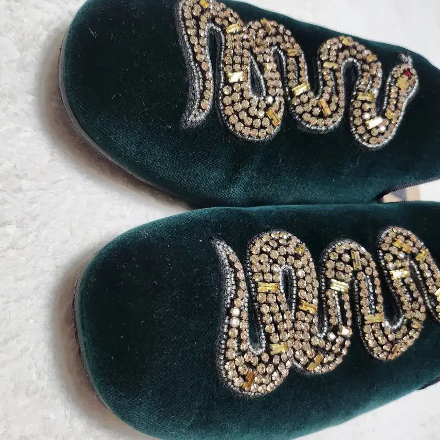 [BUNJANG] Gucci Crystal Velvet Snake Mules / 구찌 크리스탈 벨벳 스네이크 뮬37.5/240