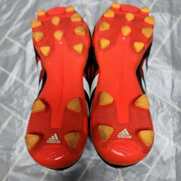 [BUNJANG] Adidas Predator Soccer Cleats (Red/Black) 245 / 마/아디다스 축구화 레드/블랙245