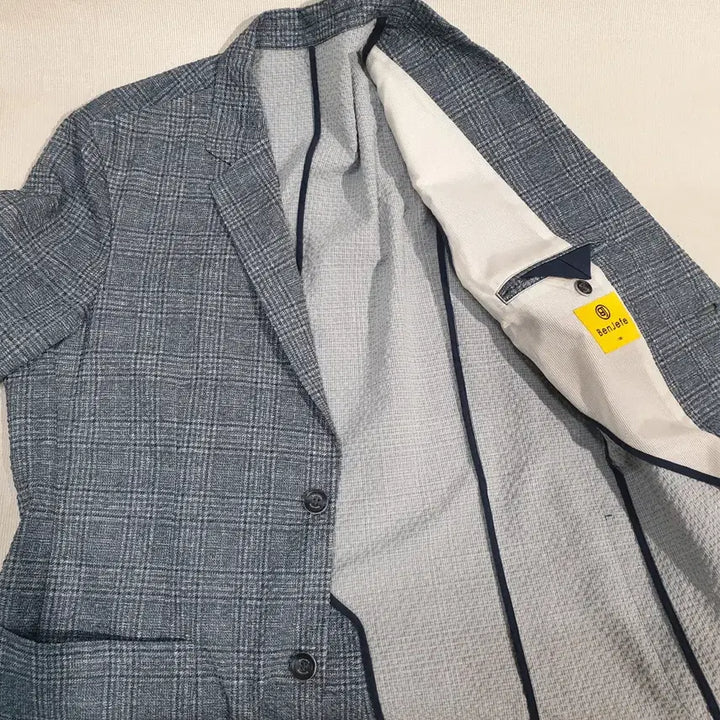 [BUNJANG] Benjefe Seersucker Blazer Jacket (Size 100) / (kk69343)벤제프 시어서커 블레이져 자켓 100