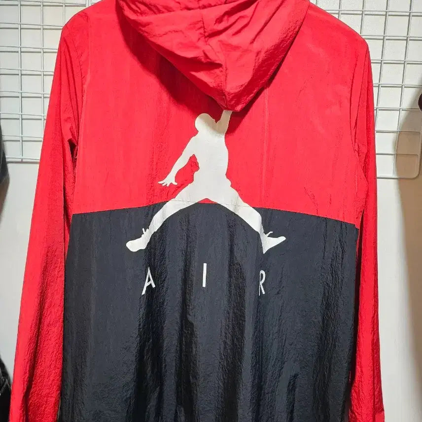[BUNJANG] Jordan Red/Black Windbreaker Hooded Jacket / 조던 레드/블랙 바람막이 후드 자켓