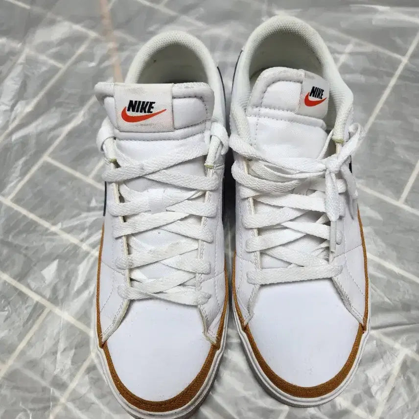 [BUNJANG] Nike Court Legacy Next Nature White/Black Sneakers / 마/나이키의 코트 레거시 넥스트 네이처280