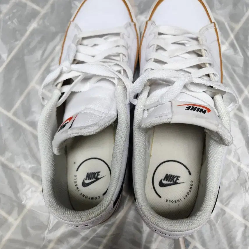 [BUNJANG] Nike Court Legacy Next Nature White/Black Sneakers / 마/나이키의 코트 레거시 넥스트 네이처280