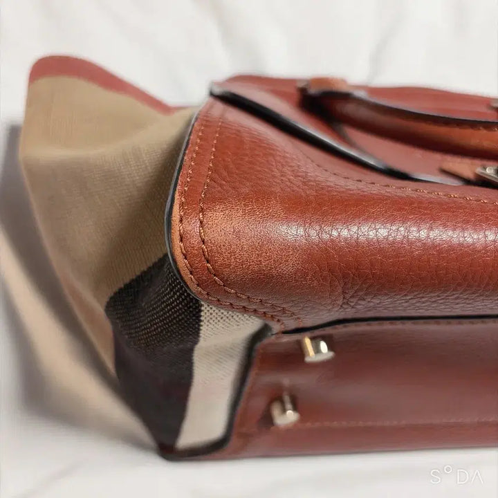 [BUNJANG] Burberry Brown Leather Canvas Tote Bag / 버버리 브라운 레더 캔버스 토트백