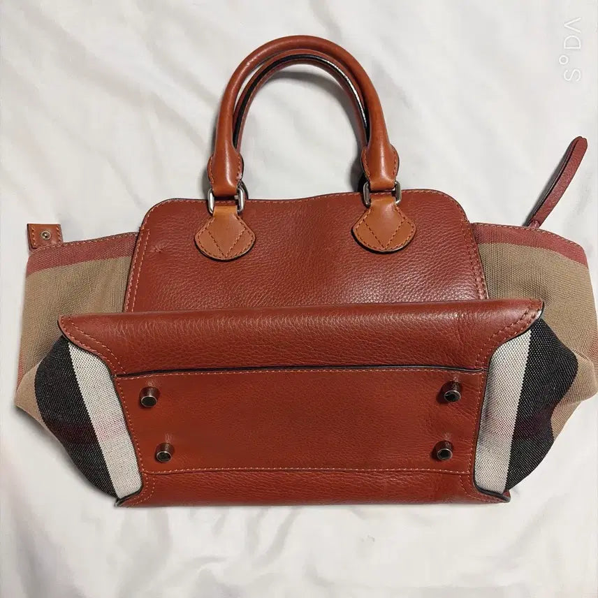 [BUNJANG] Burberry Brown Leather Canvas Tote Bag / 버버리 브라운 레더 캔버스 토트백