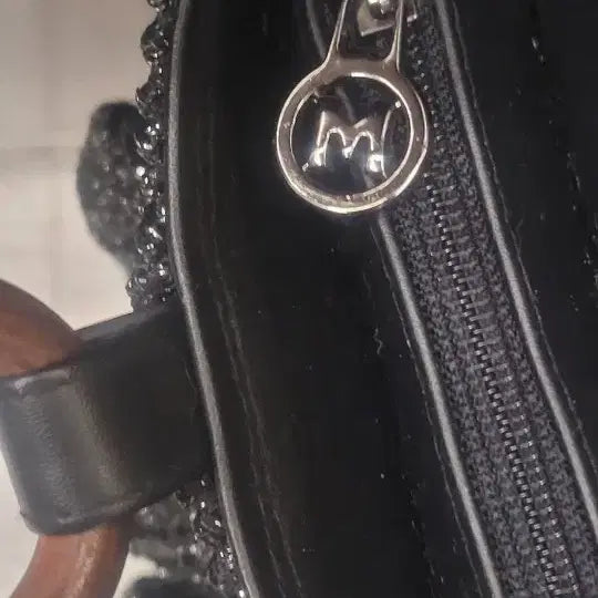 [BUNJANG] Italian Imported Hand-Knitted Shoulder Bag / 이태리 수입사 손뜨게 숄더백