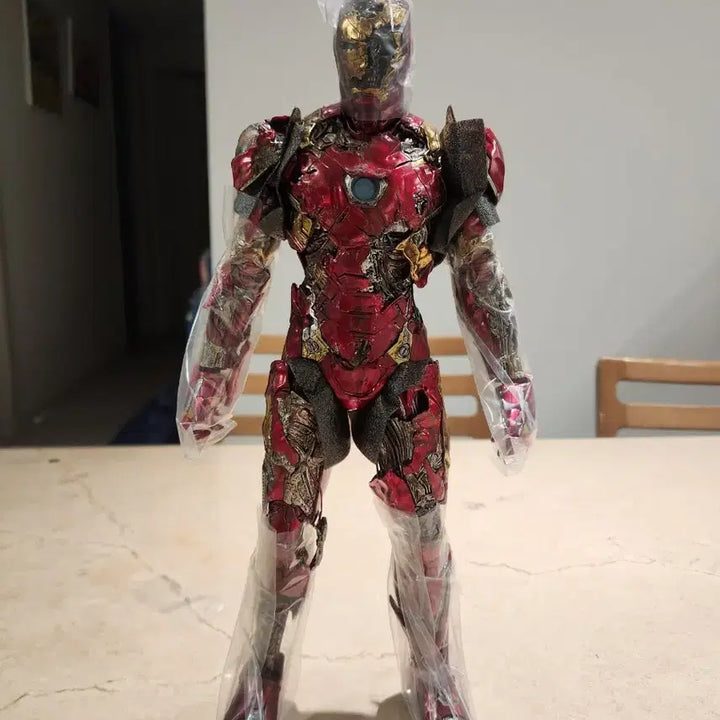 [BUNJANG] Hot Toys Iron Man Illusion Model Kit / 핫토이 아이언맨 일루전