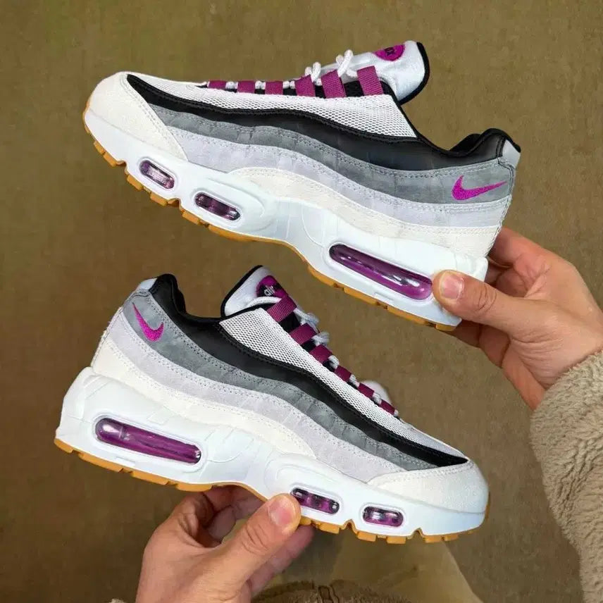 [BUNJANG] Nike Air Max 95 White/Purple Sneakers / 에어 맥스 95 화이트 퍼플 배색