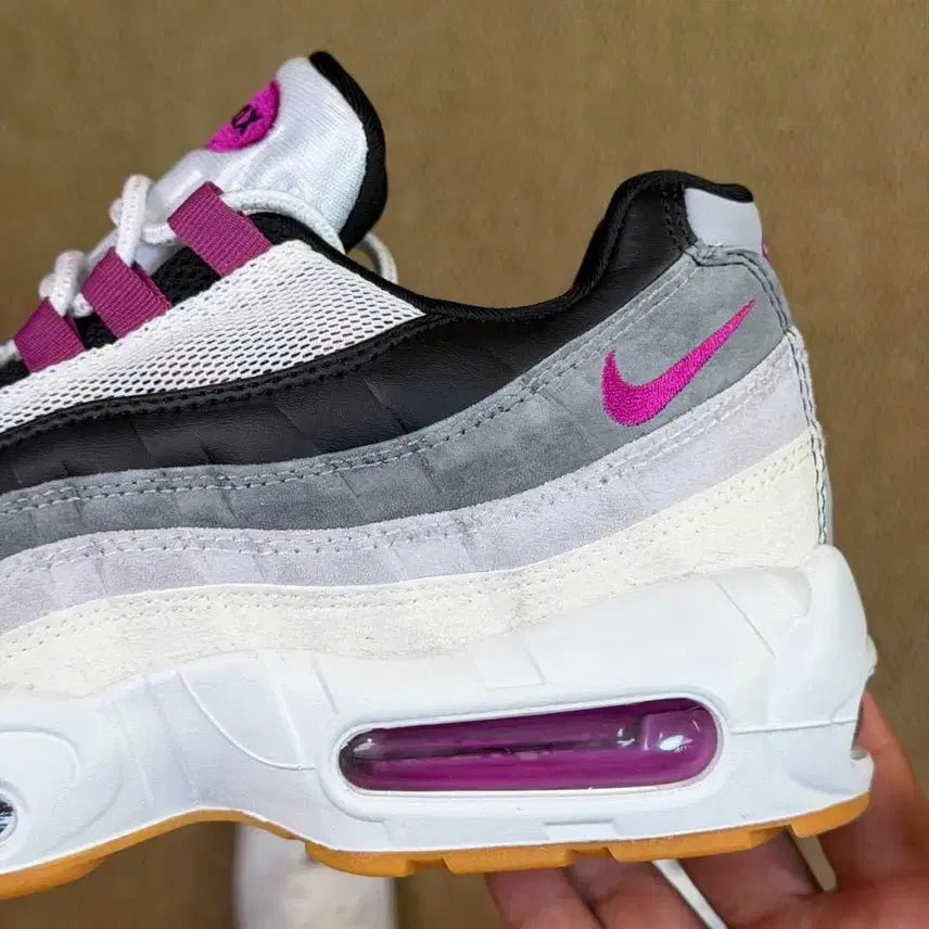 [BUNJANG] Nike Air Max 95 White/Purple Sneakers / 에어 맥스 95 화이트 퍼플 배색