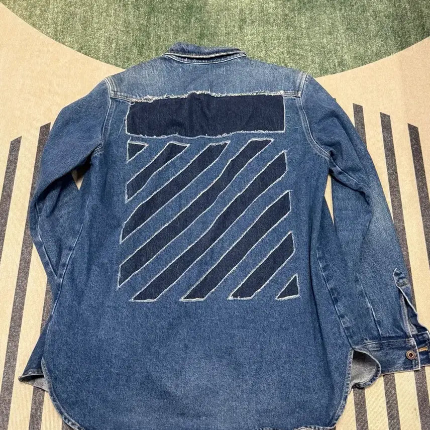 [BUNJANG] Off-White Back Logo Denim Shirt / 오프화이트 백로고 데님 셔츠