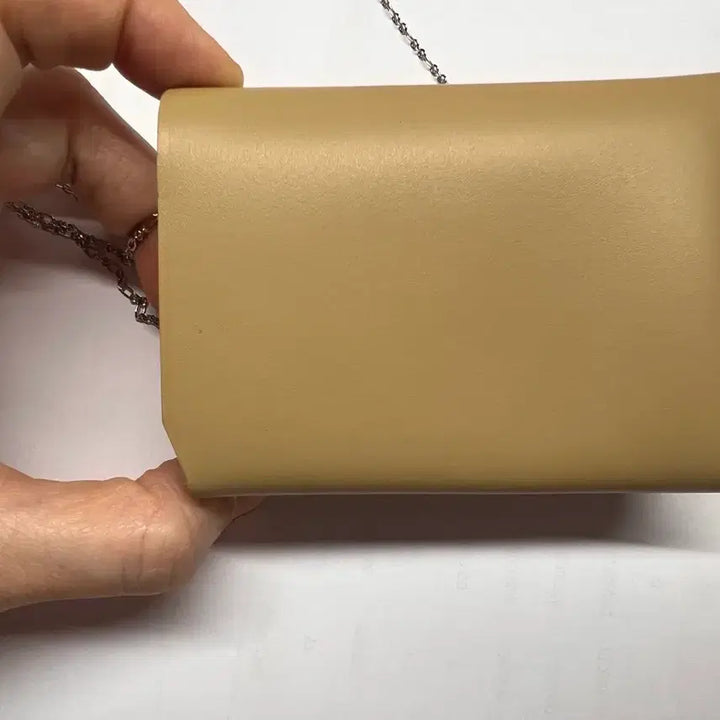 [BUNJANG] Gumi Project Beige Leather Wallet / 구미 지갑 / Gumi project 반지갑 wallet