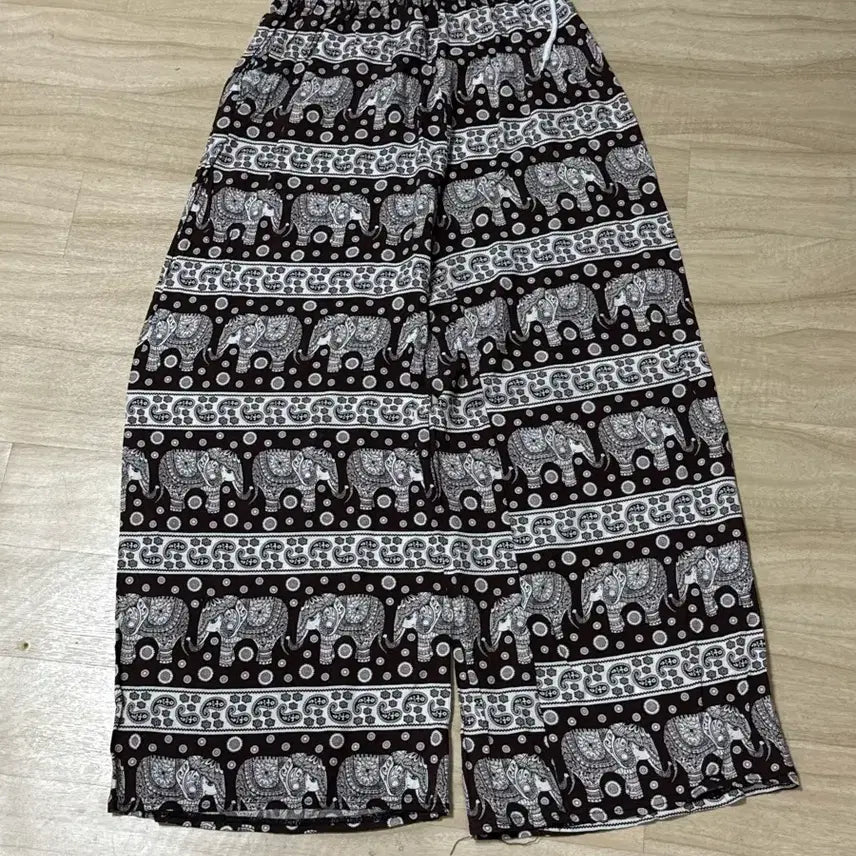 [BUNJANG] Thai Original Elephant Pattern Brown Banded Pants / 태국 오리지날 코끼리 패턴 브라운 밴딩 바지 (M-L)