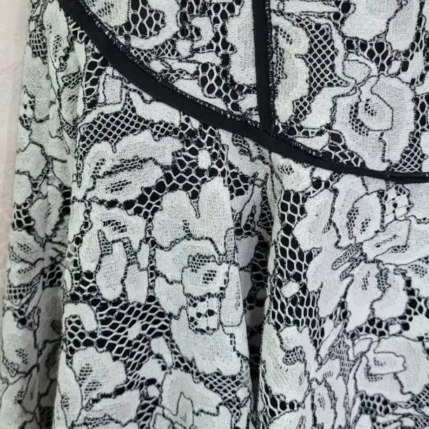 [BUNJANG] Obze Rose Lace Dress / 오브제 장미 레이스 원피스