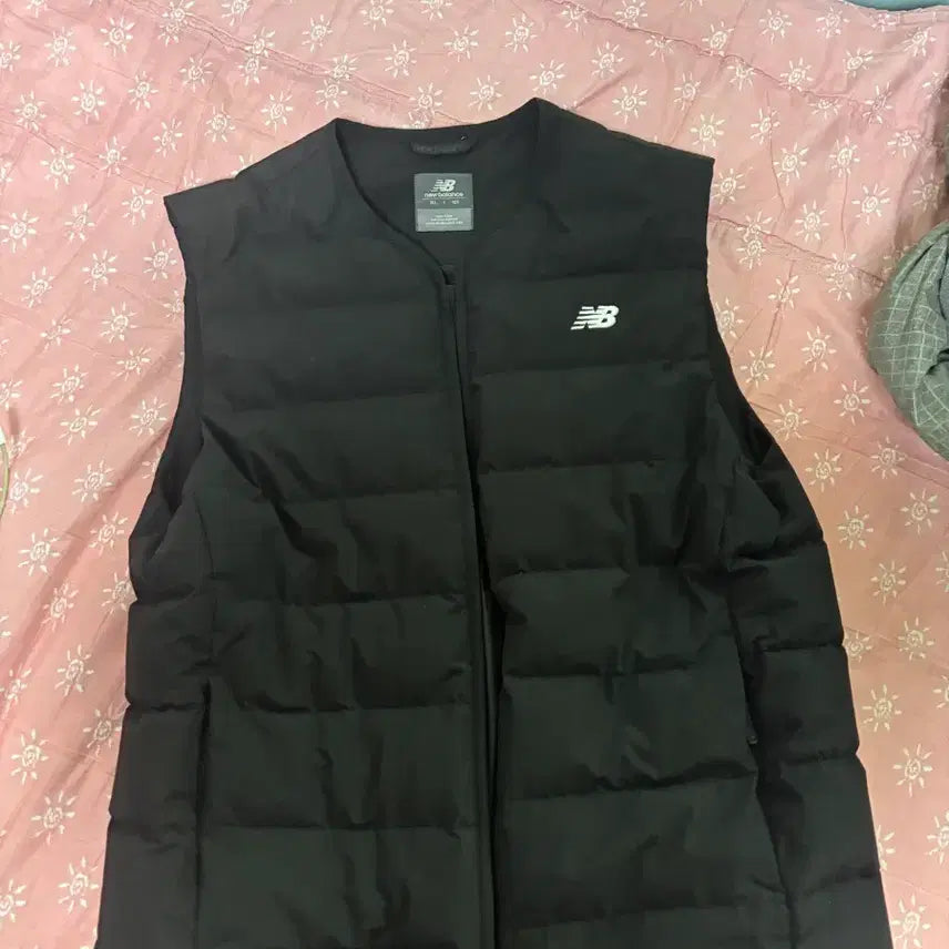 [SOLD OUT] 뉴발란스 엑티브 라이트 경량다운 베스트 XL사이즈 실착1회 새상품급 판매