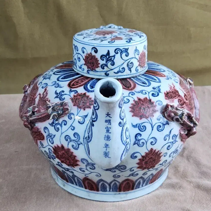 [BUNJANG] Ming Dynasty Xuande Mark Red and Blue Glazed Teapot with Dragon and Phoenix Motif / 중국도자기 대명선덕 진사청화 육필그림 용봉 문양주전자