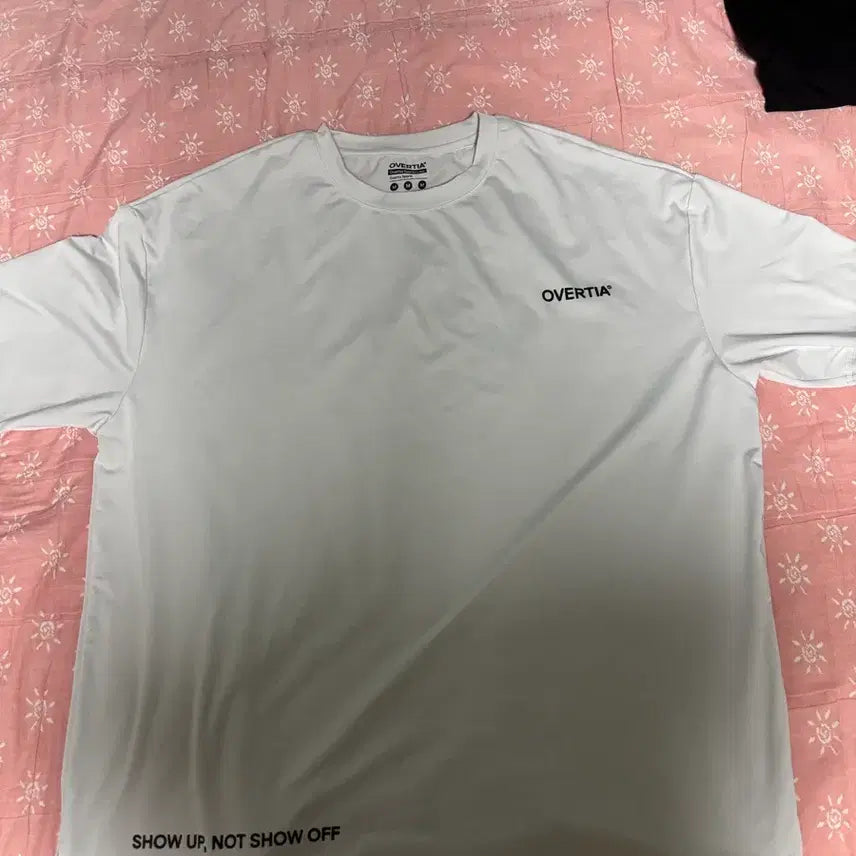 [SOLD OUT] OVERTIA 드라이핏 반팔티 M사이즈 새상품급 판매
