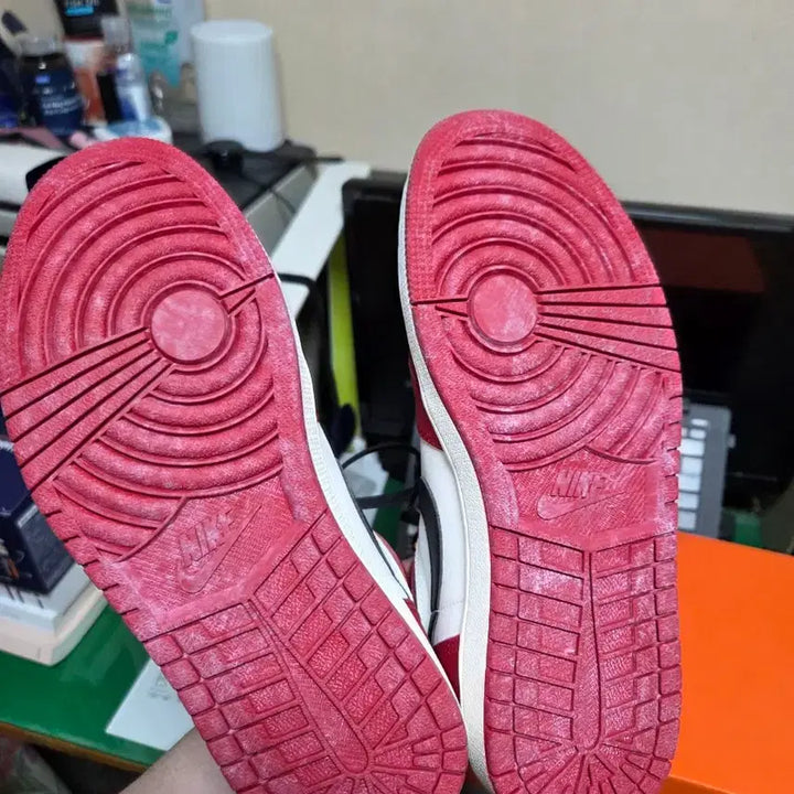 [BUNJANG] Nike Jordan Chicago High Sneakers / 나이키 2022 조던1 시카고 하이