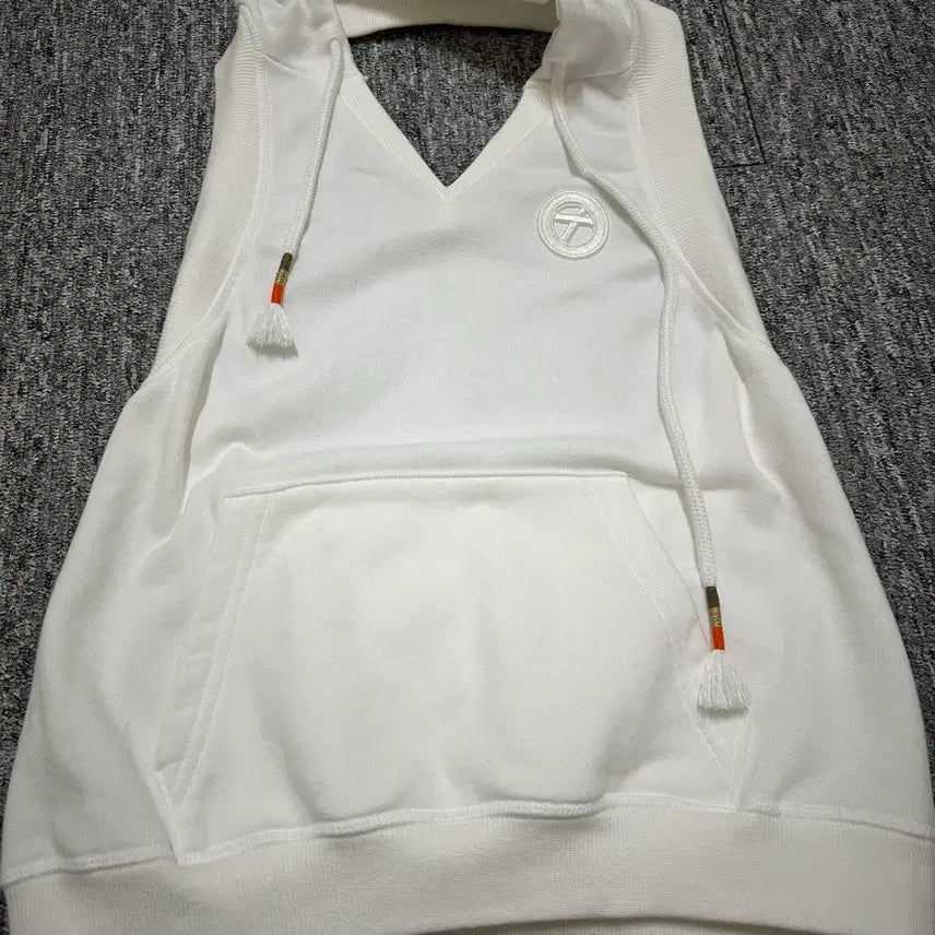 [BUNJANG] TheOpenProduct Open YY Pocket Hood Sleeveless / 더오픈프로덕트 open yy 오픈와이와이 포켓 후드 슬리브리스