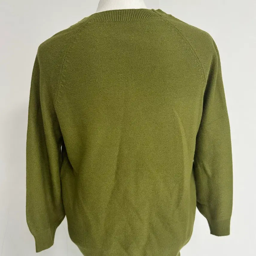 [BUNJANG] Khaki V-Neck Knit Top / 카키색 브이넥 니트