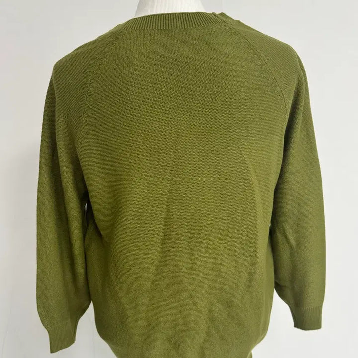 [BUNJANG] Khaki V-Neck Knit Top / 카키색 브이넥 니트