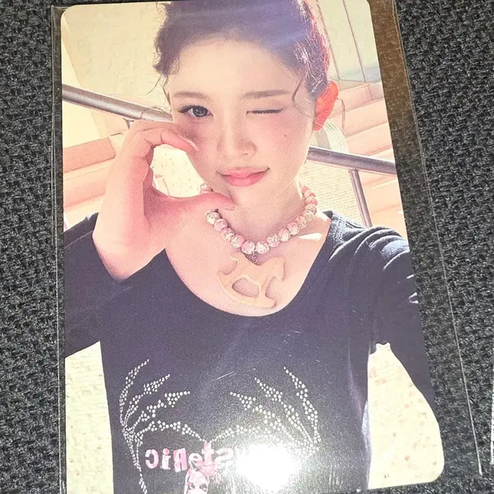 [BUNJANG] H2HA E.NA VeriS SMS Lucky Draw Photocard / 하투하 에이나 베리즈 슴스 럭드 럭키드로우 하츠투하츠 포카 양도