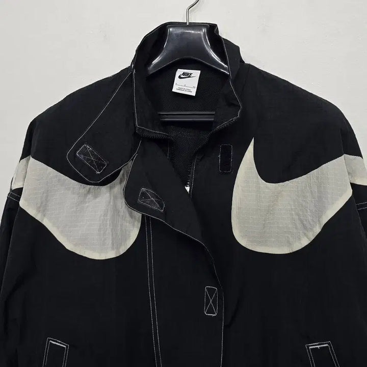 [SOLD OUT] [S] 나이키 우먼 빅스우시 레펠 자켓 DD5585-010