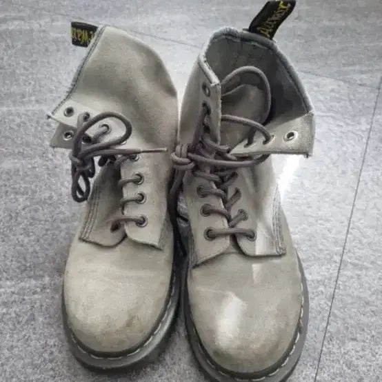 [BUNJANG] Dr. Martens Suede Boots UK 3 / 닥터마틴 스웨이드부츠 UK3