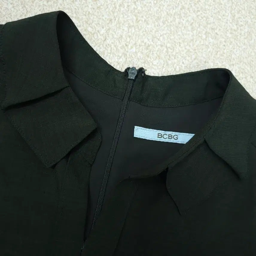 [BUNJANG] BCBG Dark Green Ruffle Detail Midi Dress / (66)BCBG 여성 원피스 반팔 다크그린 K3W2607