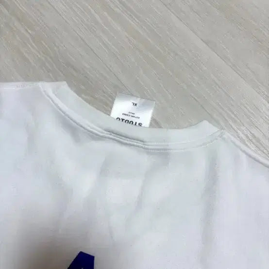 [BUNJANG] IAB Studio 10th Anniversary T-shirts White (M+XL) / 아이앱 스튜디오 10주년 티셔츠 화이트 M+XL (커플템 추천)