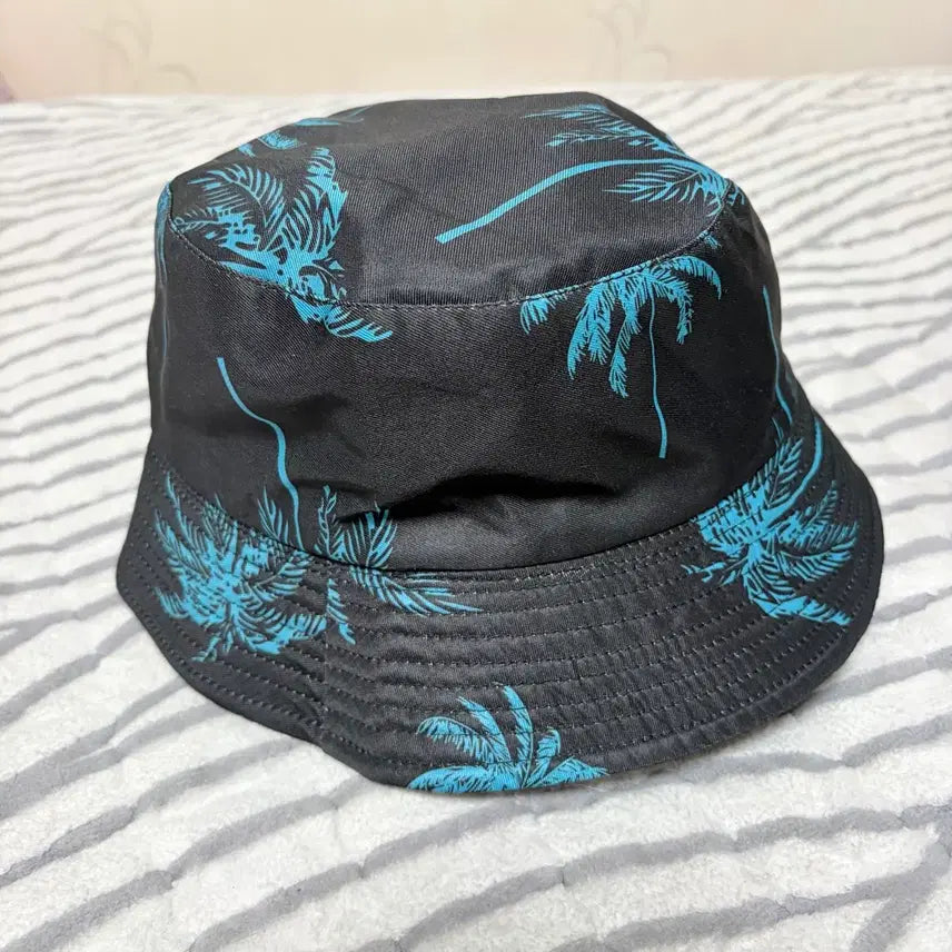 [BUNJANG] Black Palm Tree Pattern Bucket Hat / <새상품> 블랙 야자수 버킷햇 모자