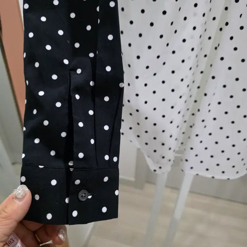 [BUNJANG] Polka Dot Blouse &amp; Pleated Skirt Set / 물방울무늬 블라우스 + 플리츠 스커트 세트
