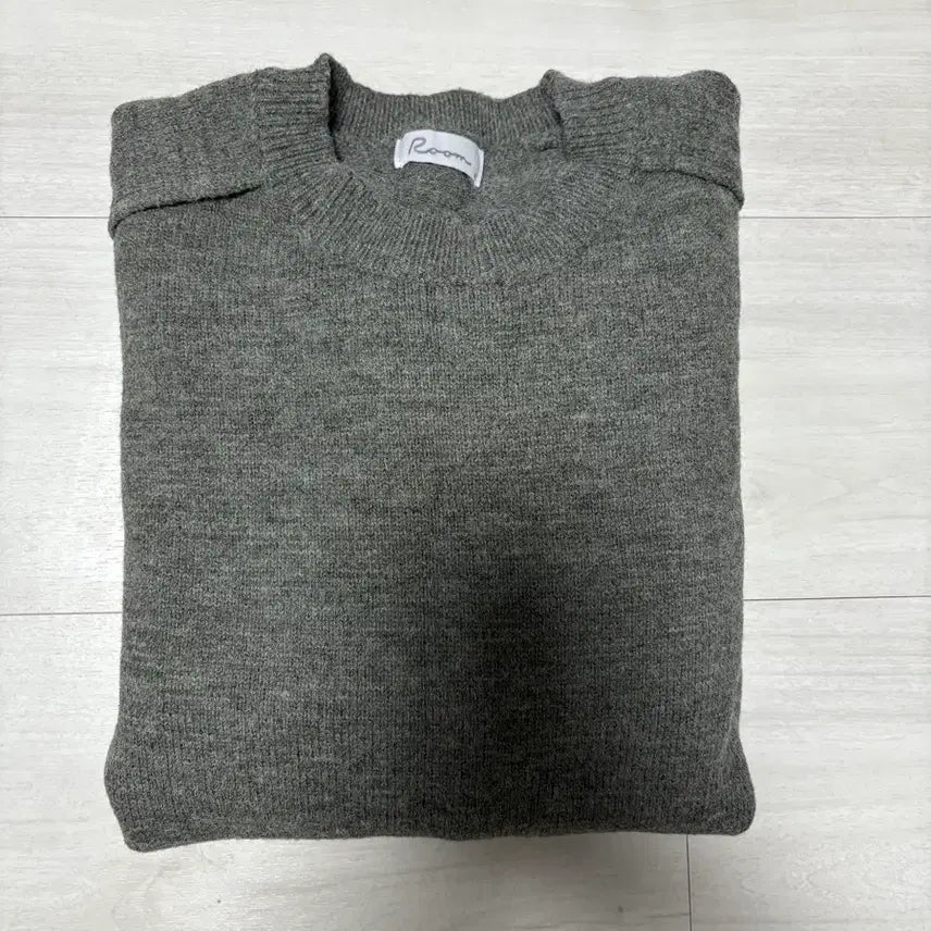 [BUNJANG] Knit Sweater Charcoal L / 절개 라인 니트 스웨터 차콜 L
