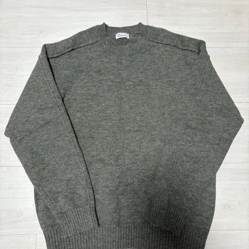 [BUNJANG] Knit Sweater Charcoal L / 절개 라인 니트 스웨터 차콜 L