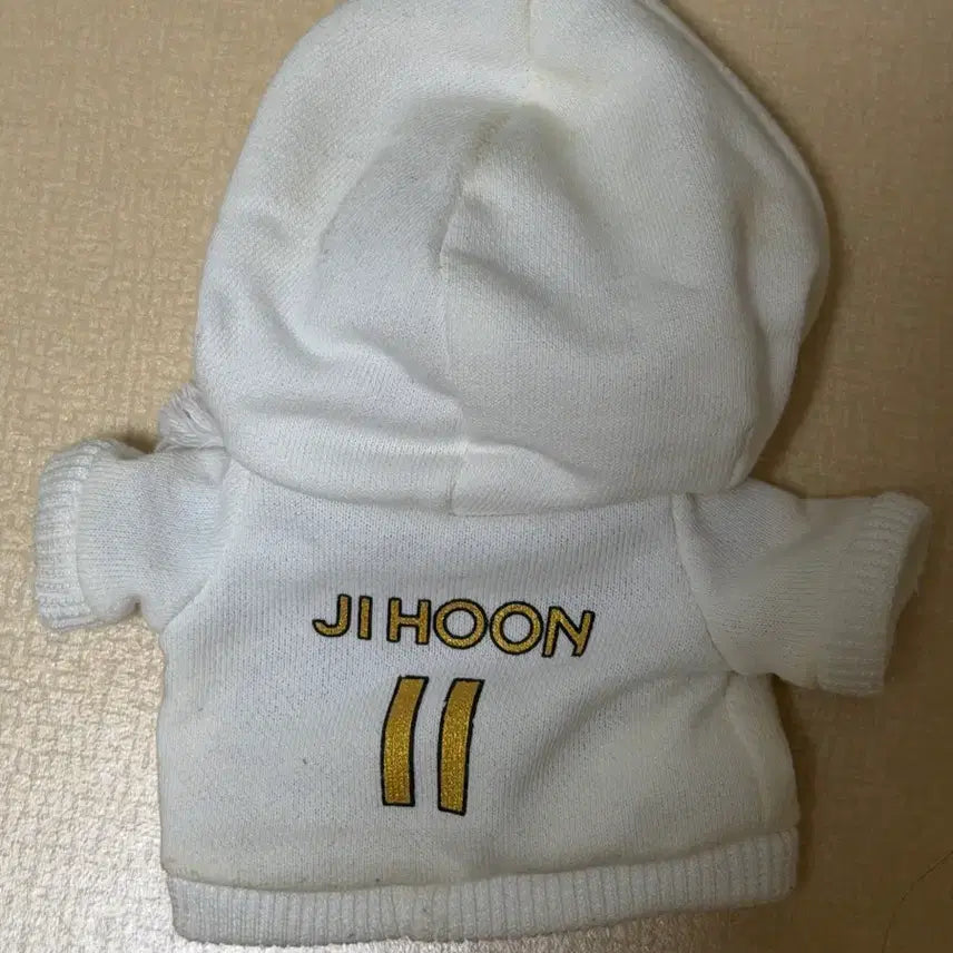 [BUNJANG] Wanna One Park Jihoon Official Doll / 워너원 박지훈 공식 인형 양도 왕사남