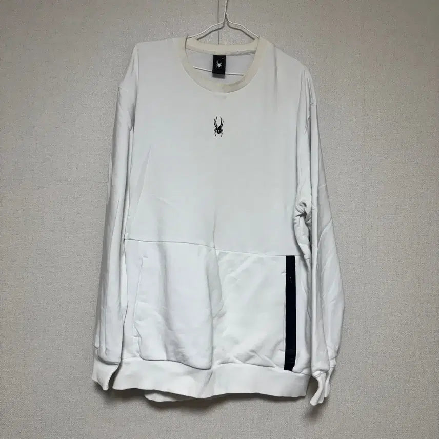 [BUNJANG] Spider White Sweatshirt XXL / 스파이더 흰색 맨투맨 XXL 팝니다!